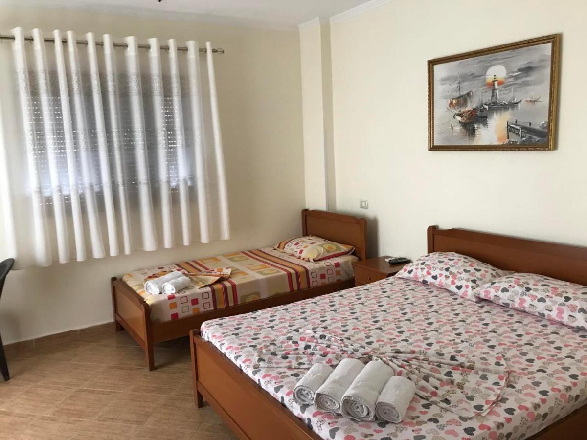 Amras House Ξενοδοχείο Δυρράχιο Εξωτερικό φωτογραφία