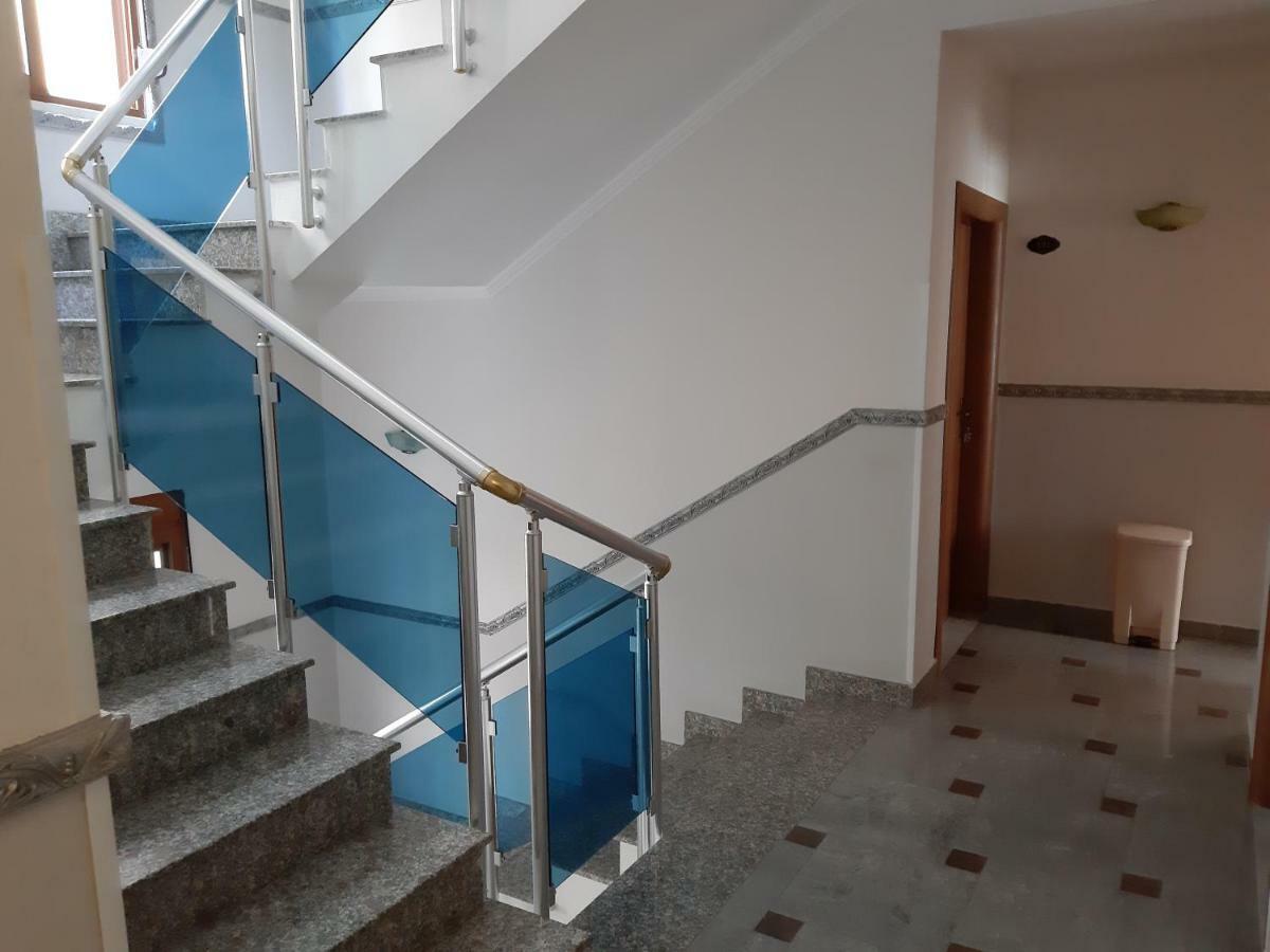Amras House Ξενοδοχείο Δυρράχιο Εξωτερικό φωτογραφία